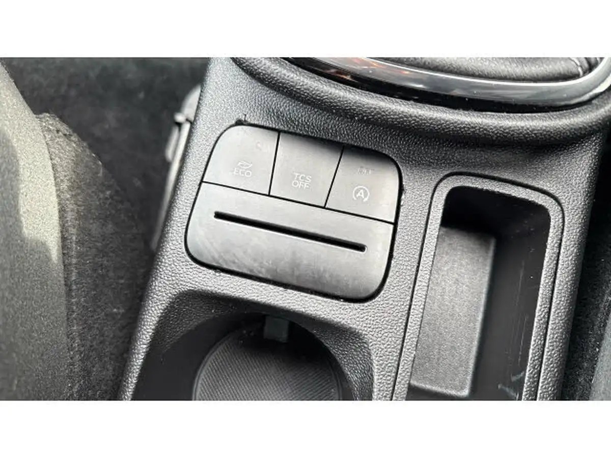 2018-ford-fiesta-11-ti-vct-zetec-5d-big-37