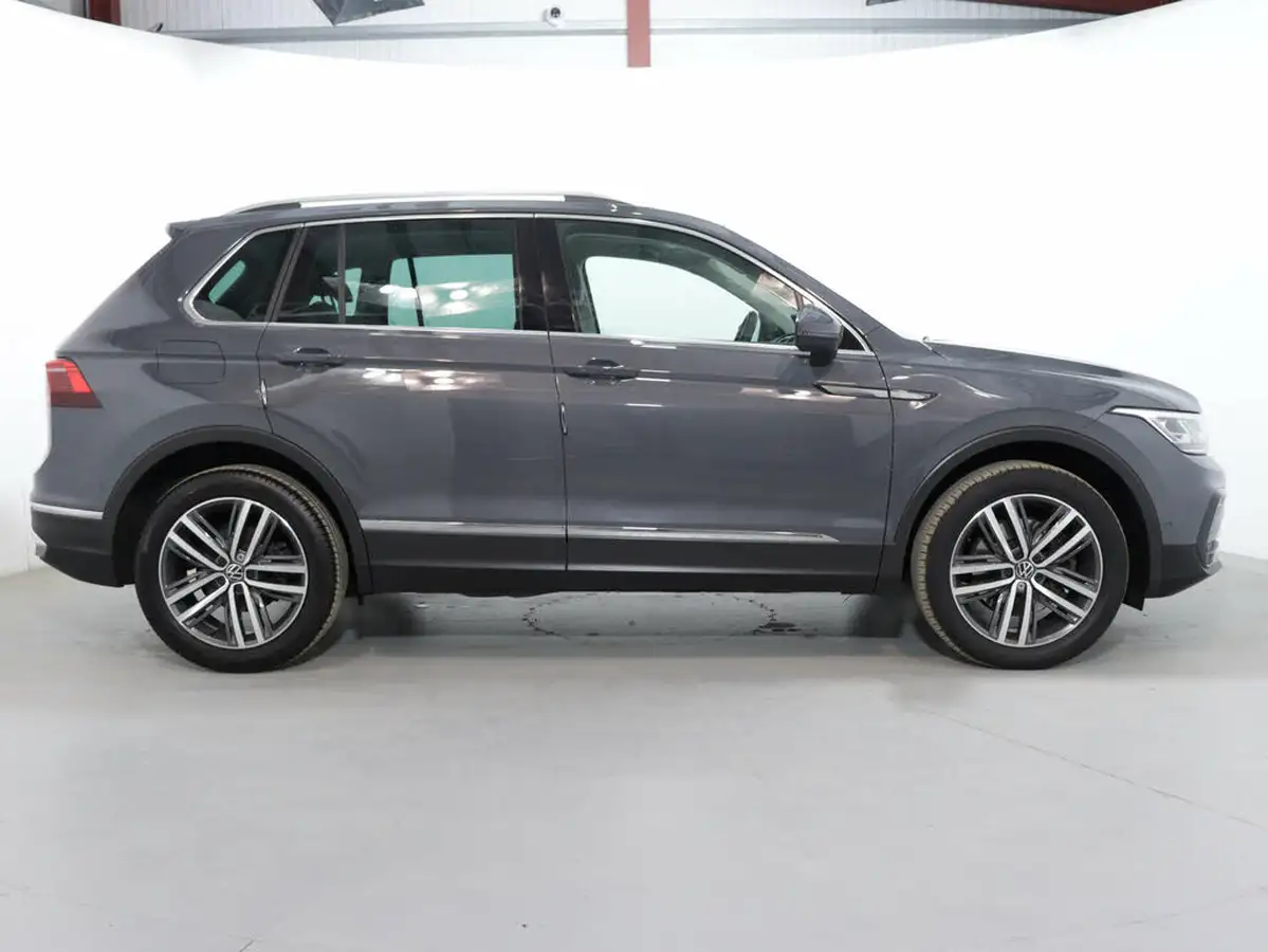 2021-volkswagen-tiguan-20-tsi-elegance-big-7