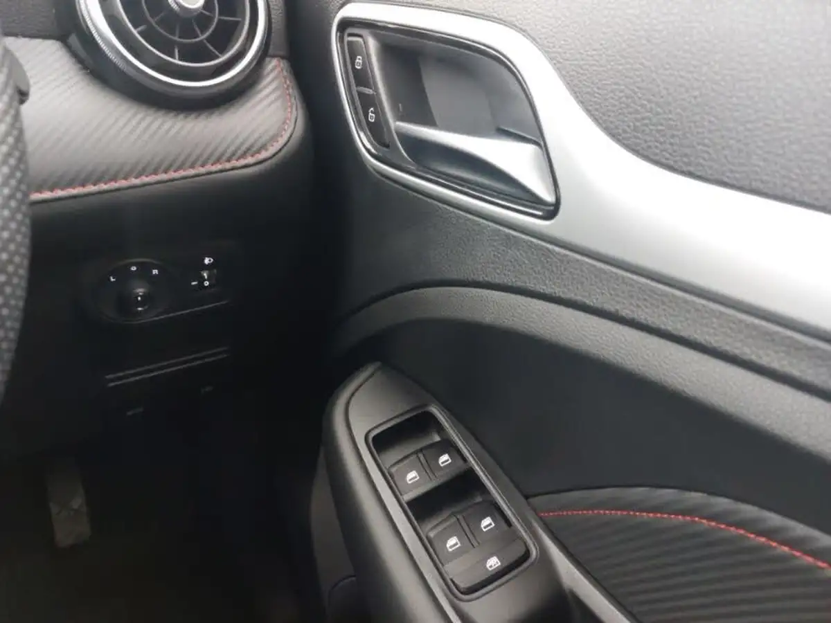2023-mg-zs-suv-10t-gdi-exclusive-big-11
