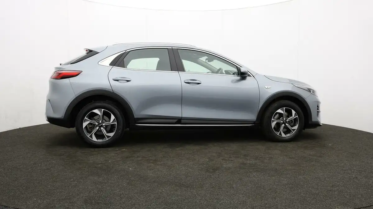 2022-kia-xceed-10-t-gdi-2-big-30
