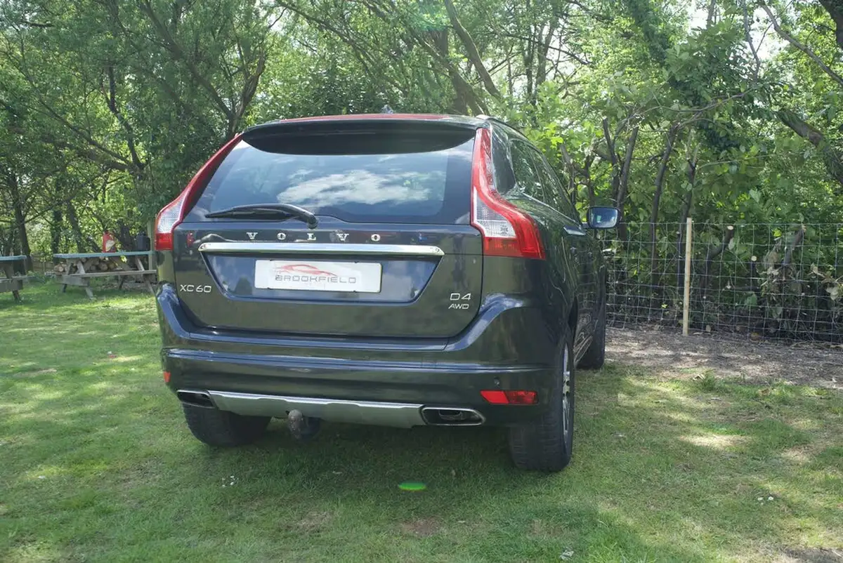 2014-volvo-xc60-24td-d4-se-181bhp-nav-geartronic-big-16