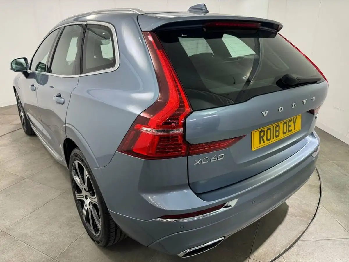 2018-volvo-xc60-20-t8-inscription-pro-390bhp-twin-engine-big-5