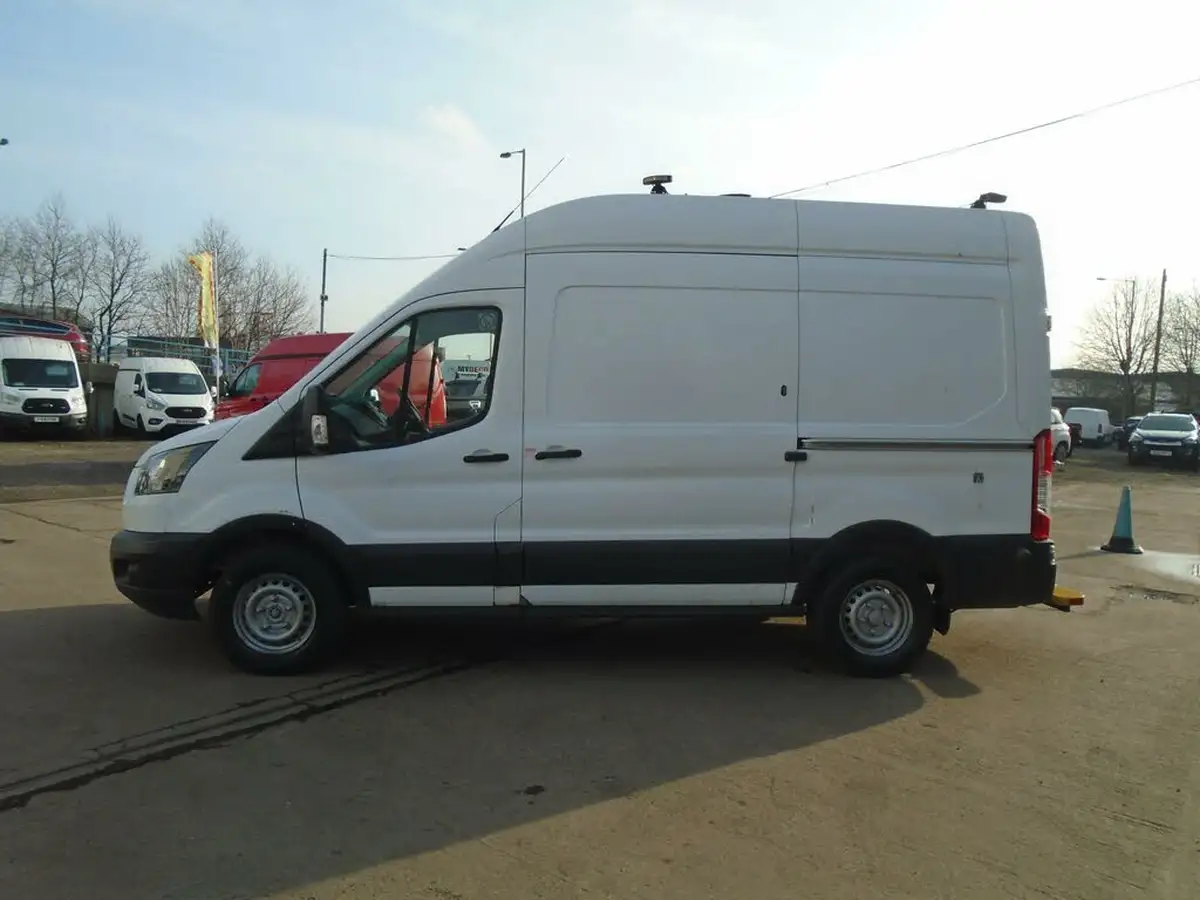 2018-ford-transit-20tdci-350-l2h3-130pseu6-panel-van-big-3