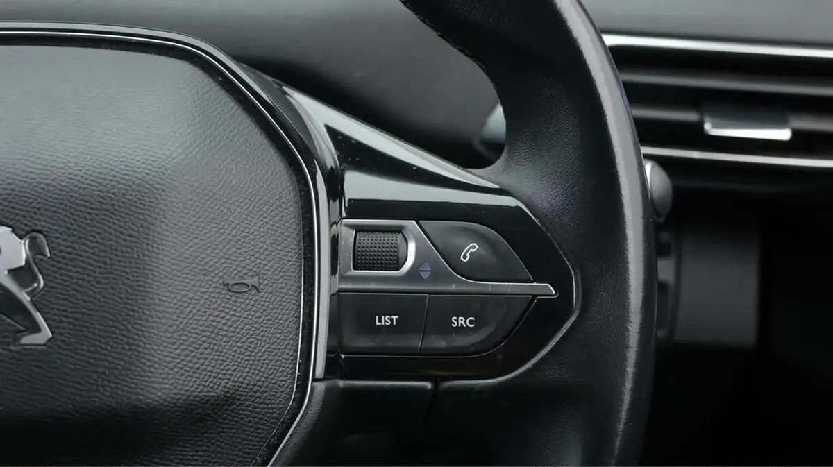 2021-peugeot-5008-suv-15-bluehdi-allure-premium-big-26