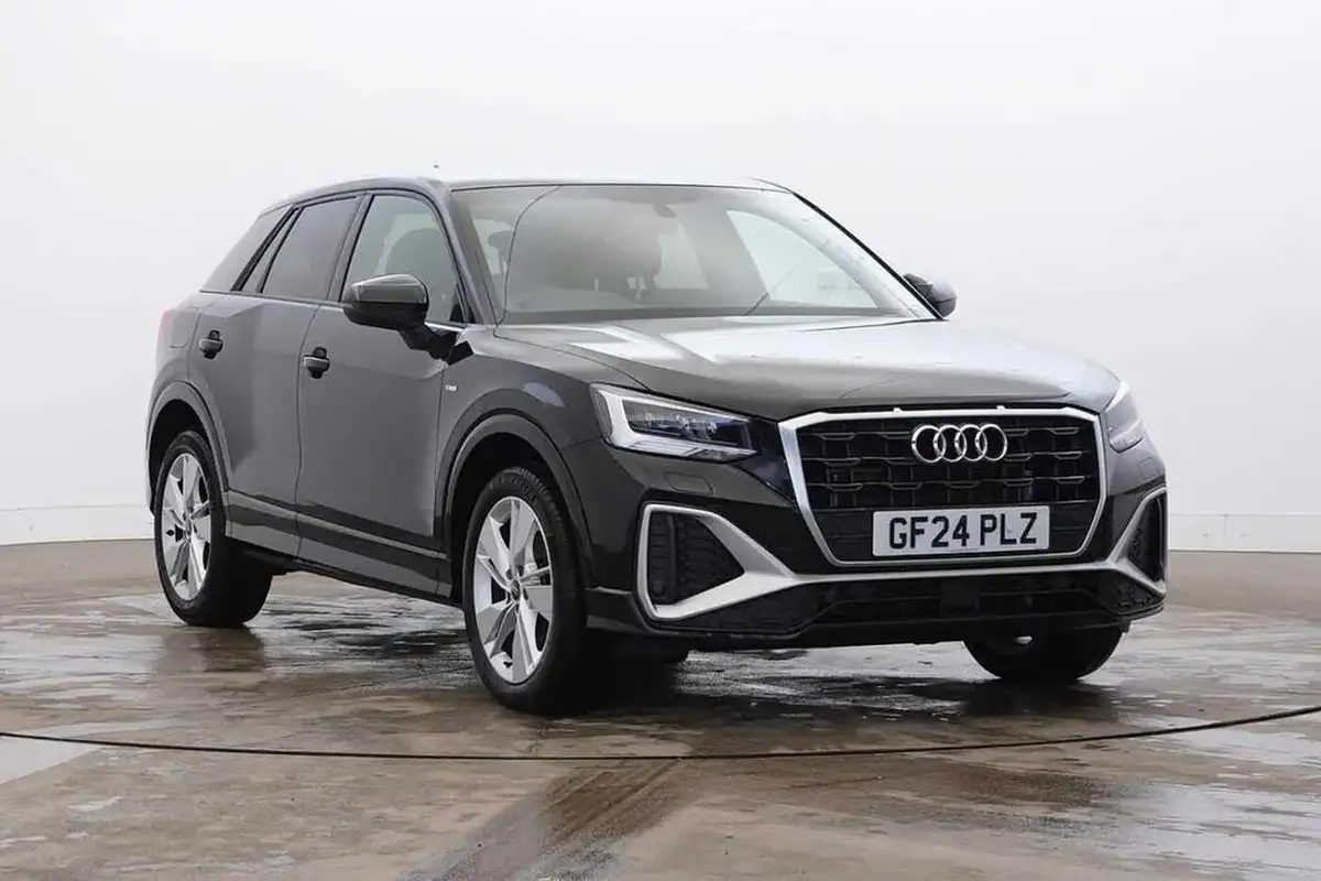 2024-audi-q2-15-35-tfsi-s-line-tronic-big-0