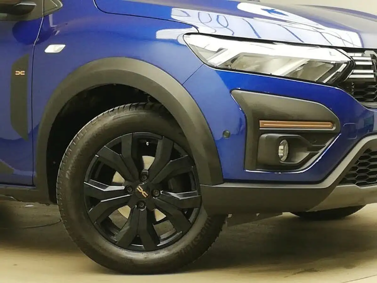 2023-dacia-sandero-stepway-10-tce-essential-90bhp-big-8