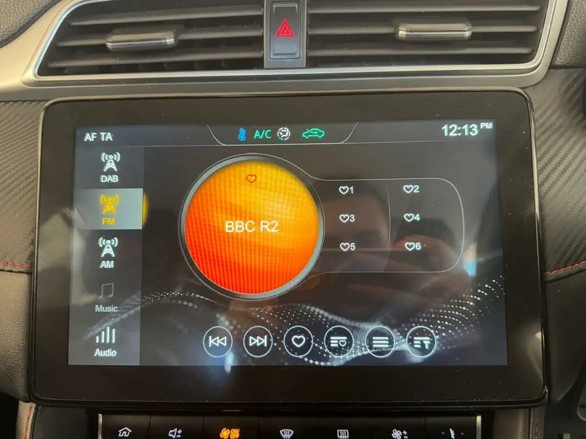 2022-mg-zs-suv-15-vti-tech-exclusive-big-27