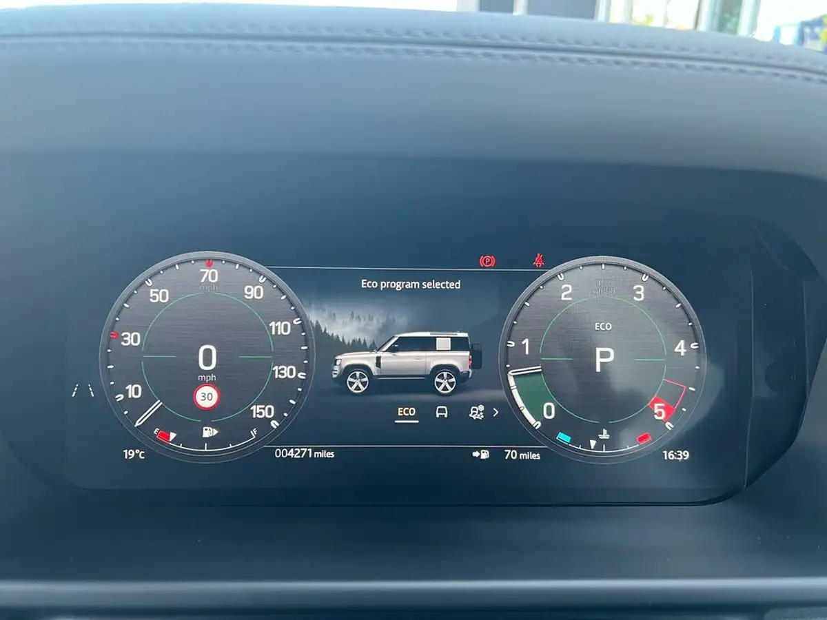 2025-land-rover-90-defender-30-d350-x-dynamic-se-big-34