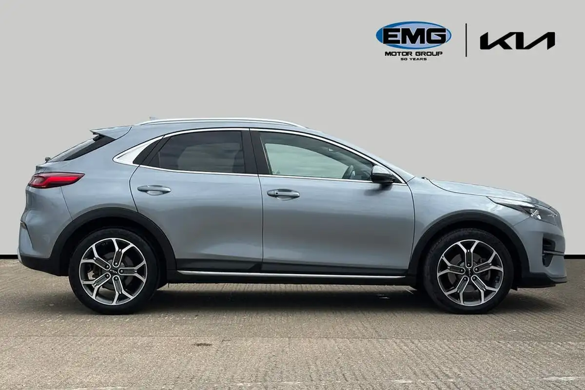 2022-kia-xceed-15-t-gdi-3-big-2