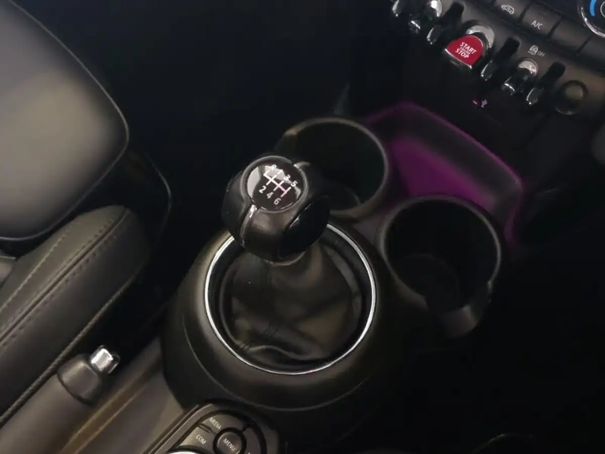 2020-mini-cooper-15-cooper-exclusive-hatchback-3d-big-9