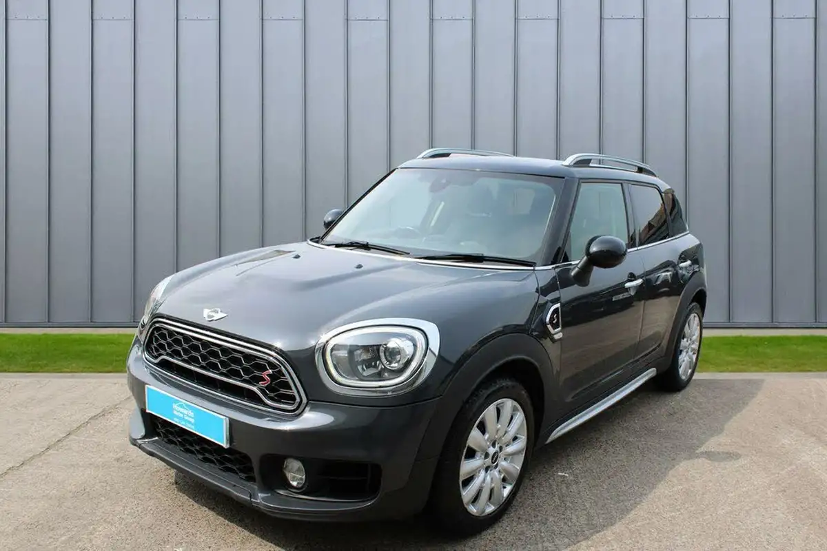 2017-mini-countryman-20-cooper-s-ss-auto-big-2