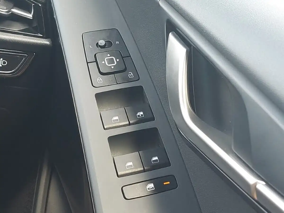 2024-kia-niro-16-gdi-139bhp-hev-132kwh-big-18