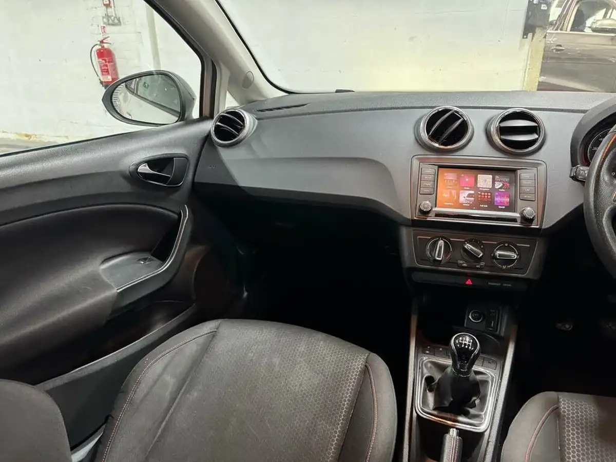 2017-seat-ibiza-12-tsi-fr-technology-110ps-hatchback-5d-big-41