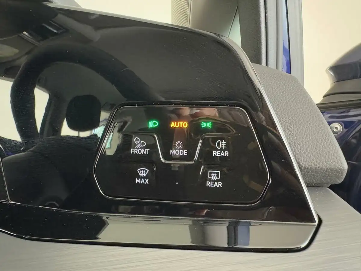 2021-volkswagen-golf-15-etsi-style-150ps-hatchback-big-22
