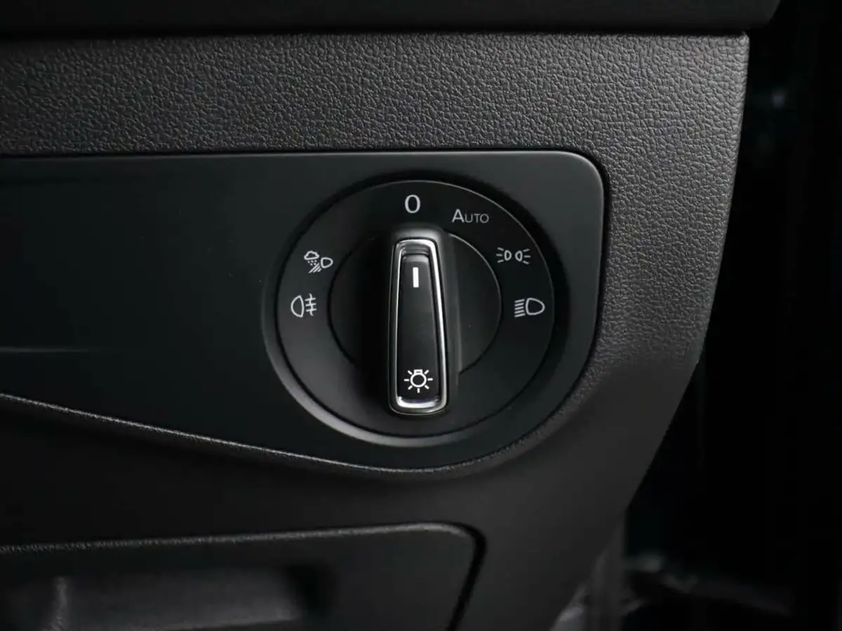 2021-volkswagen-tiguan-15-tsi-r-line-big-34