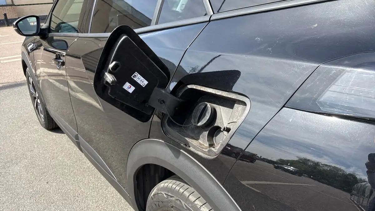 2021-peugeot-2008-suv-12-puretech-allure-premium-130bhp-eat8-big-47