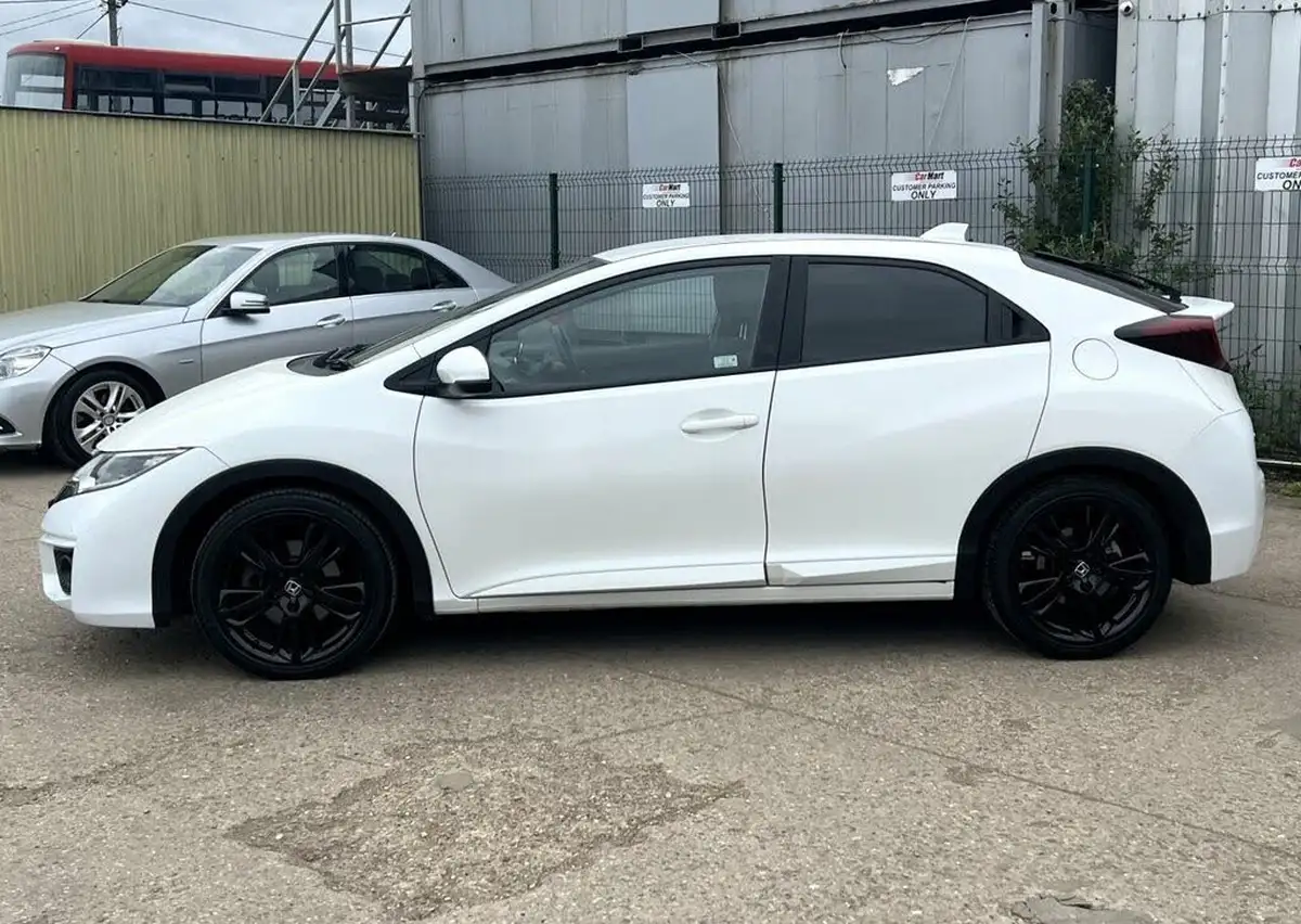 2016-honda-civic-18-sport-honda-connect-dasp-big-6