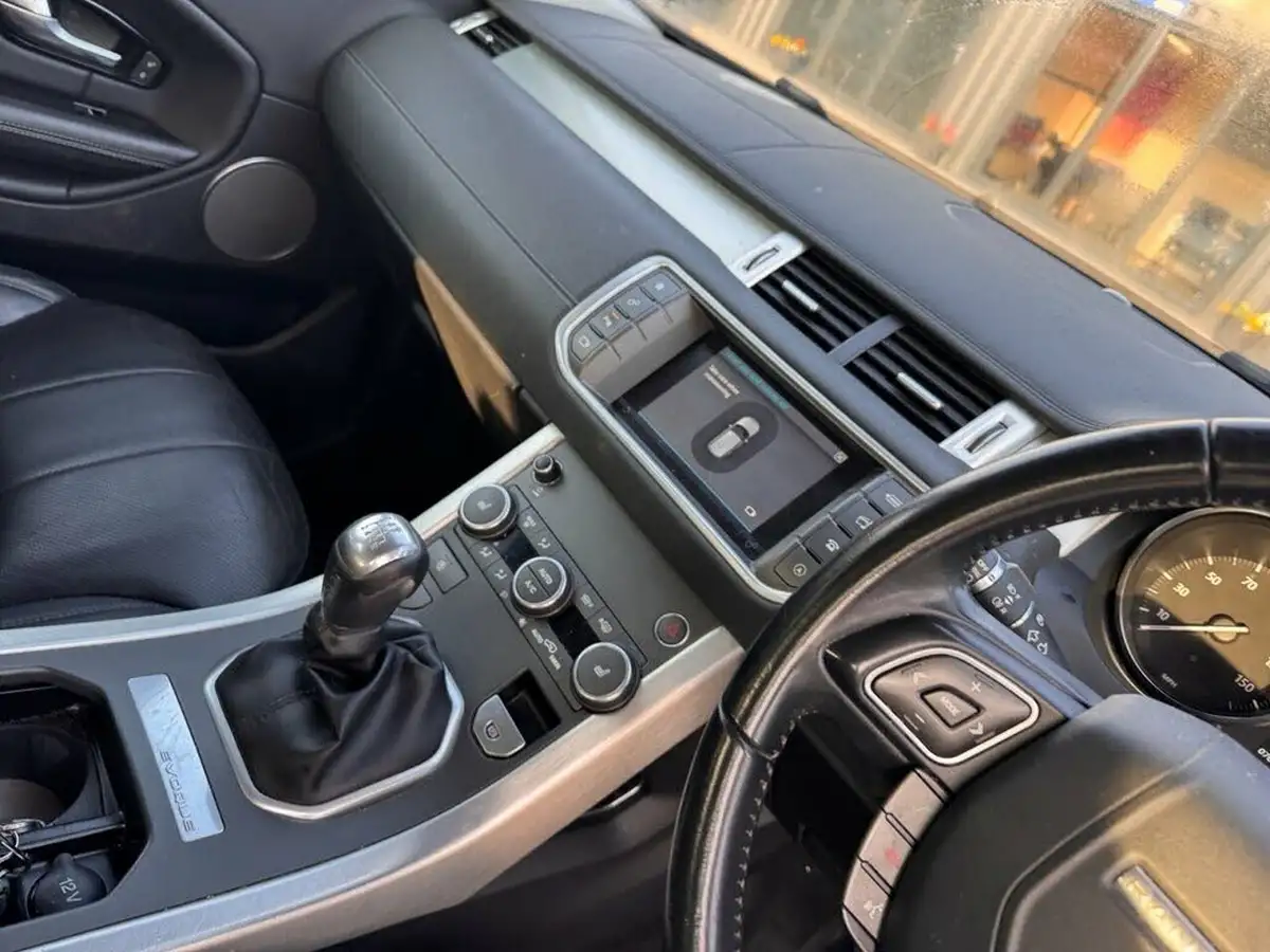 2017-land-rover-range-rover-evoque-20ed4-se-tech-hatchback-5d-big-10