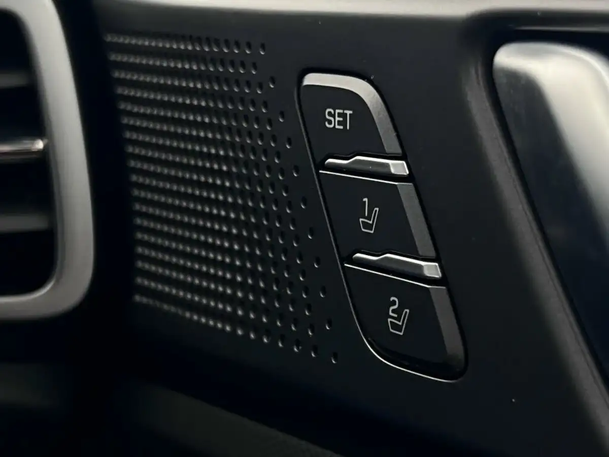 2021-hyundai-ioniq-16-gdi-premium-se-plug-in-hybrid-sunroof-big-27