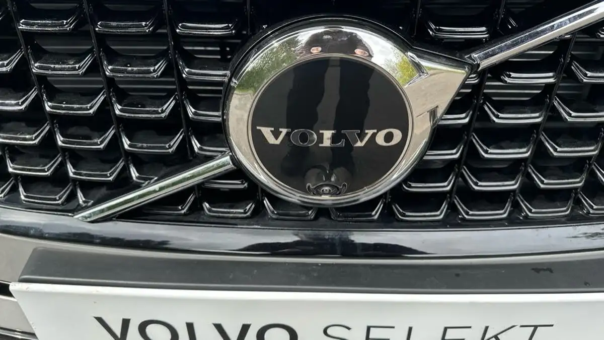 2025-volvo-v90-20-t6-plus-345bhp-dark-big-38