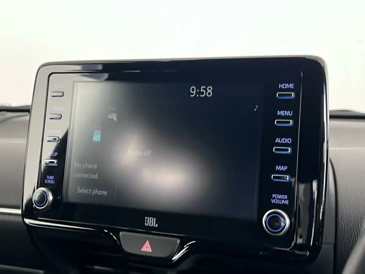 2022-toyota-yaris-15-vvt-i-dynamic-big-31