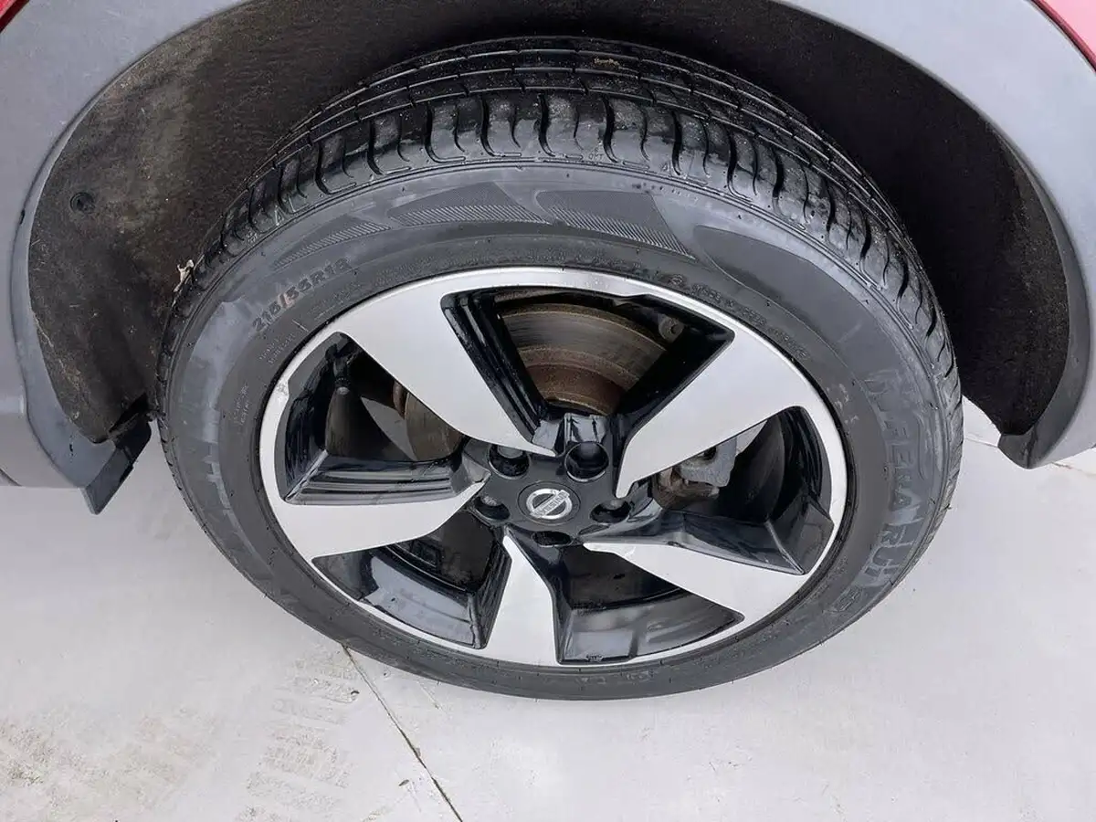 2017-nissan-qashqai-15dci-n-vision-18in-big-21