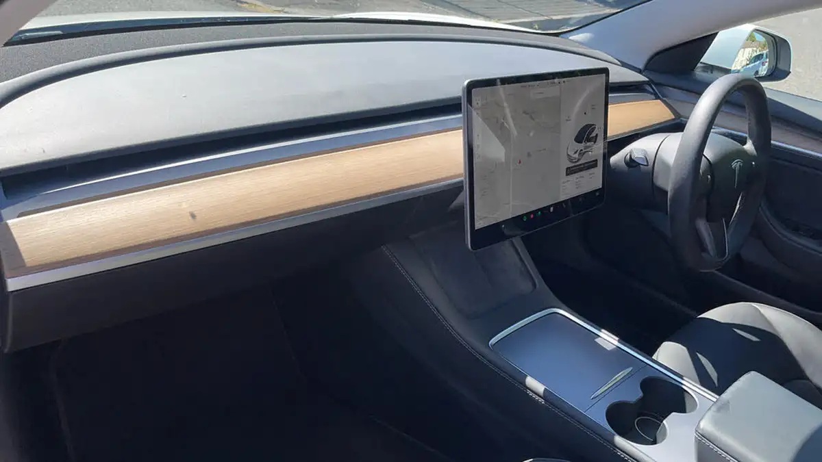 2021-tesla-model-3-e-long-range-4x4-big-9