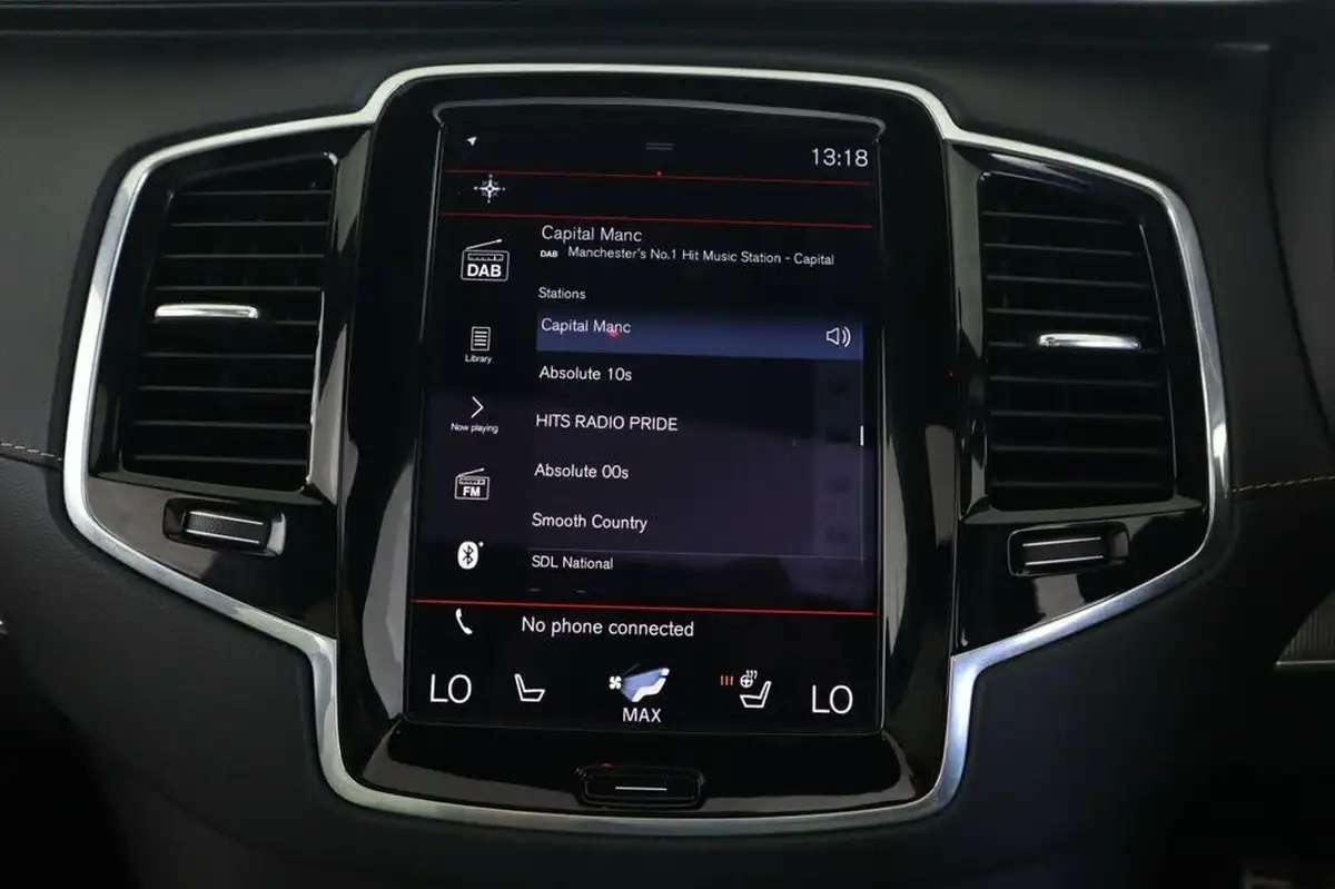 2019-volvo-xc90-20-t8-r-design-pro-390bhp-big-41