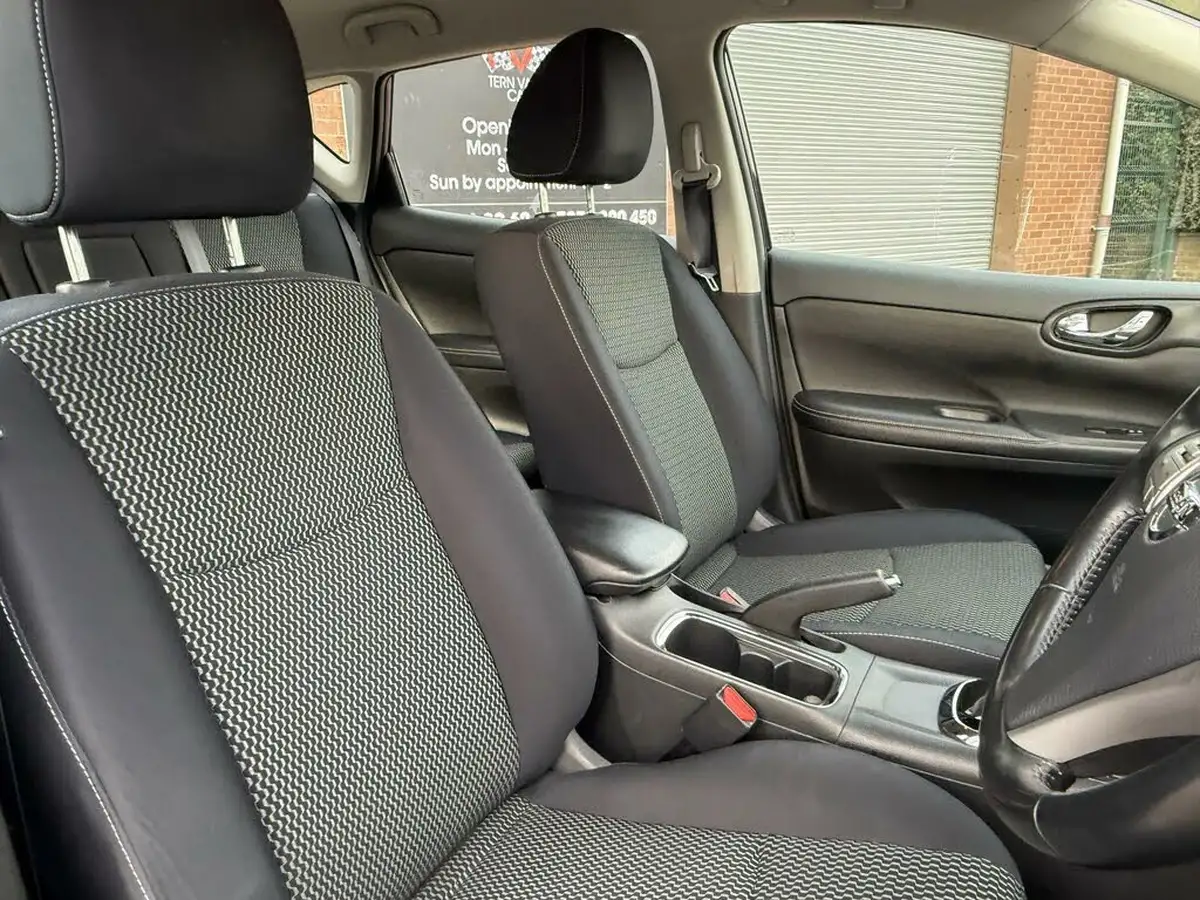 2015-nissan-pulsar-15dci-acenta-big-24