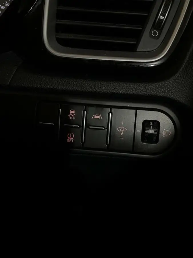 2020-kia-ceed-16crdi-gt-line-dct-big-26