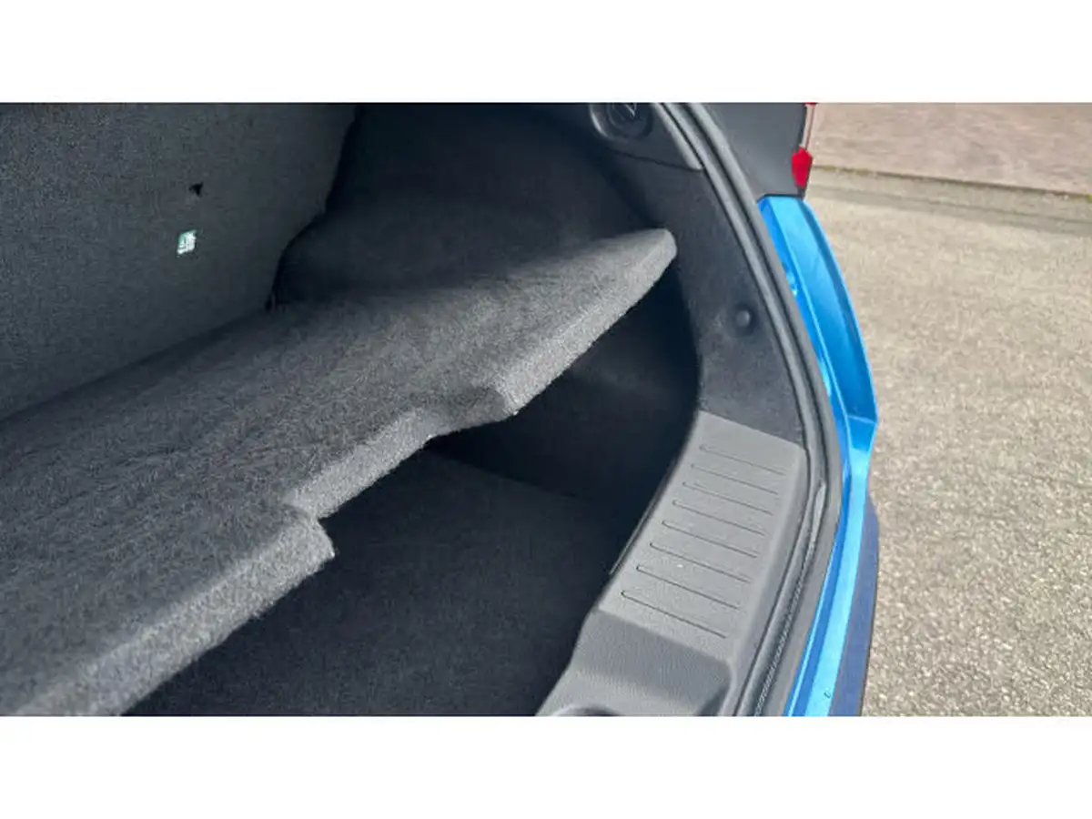 2022-nissan-juke-10-dig-t-tekna-dct-big-30