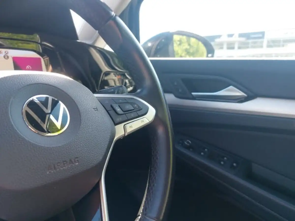 2020-volkswagen-golf-15-tsi-life-130ps-hatchback-big-18