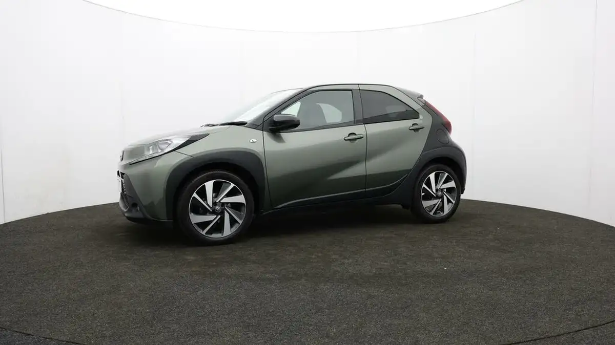 2023-toyota-aygo-x-10-vvt-i-edge-big-56