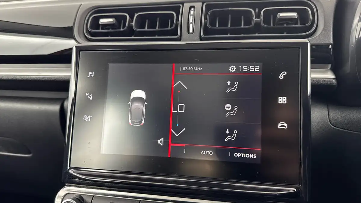 2021-citroen-c3-12-puretech-shine-83ps-big-16