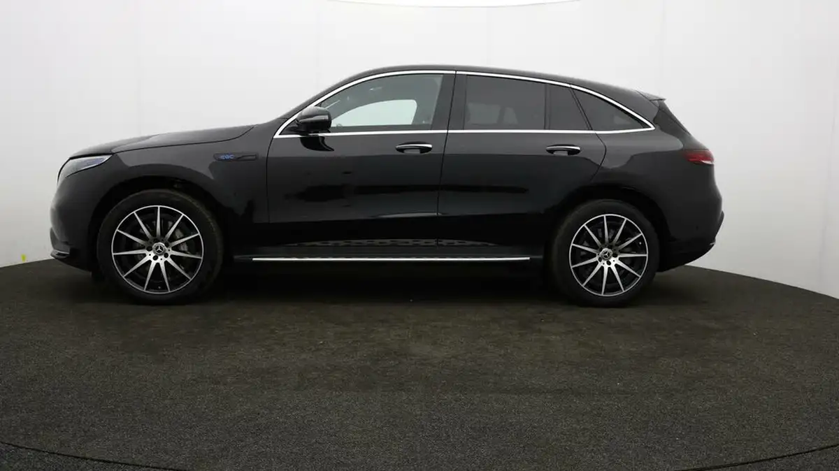2022-mercedes-benz-eqc-e-eqc-400-amg-line-big-67