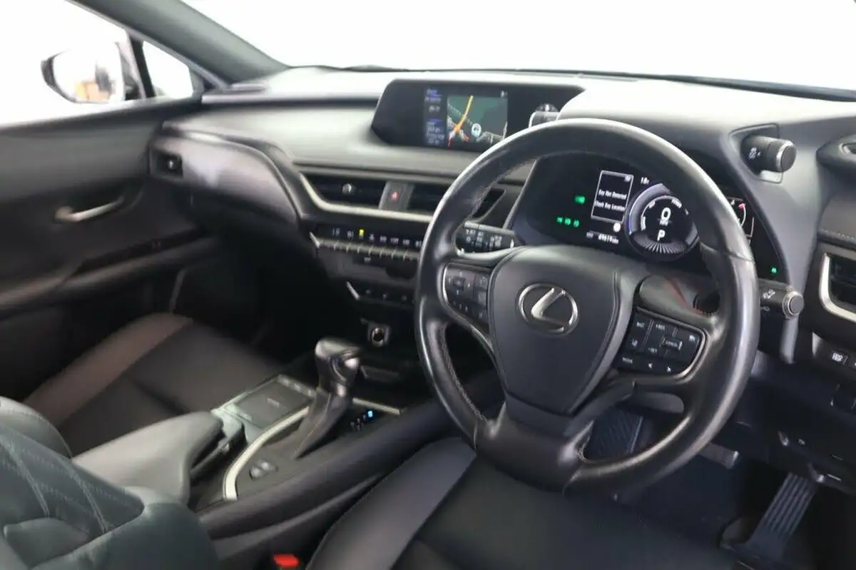 2022-lexus-ux-250h-20-ux-184bhp-premium-plus-pack-big-11
