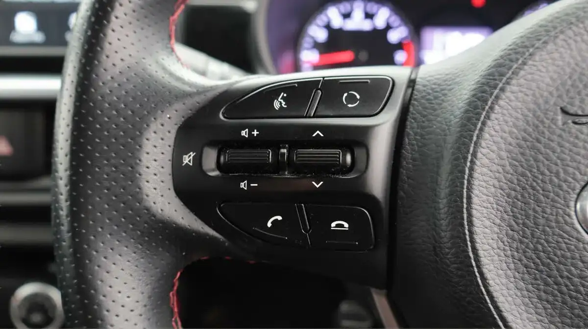 2019-kia-picanto-125-gt-line-big-23