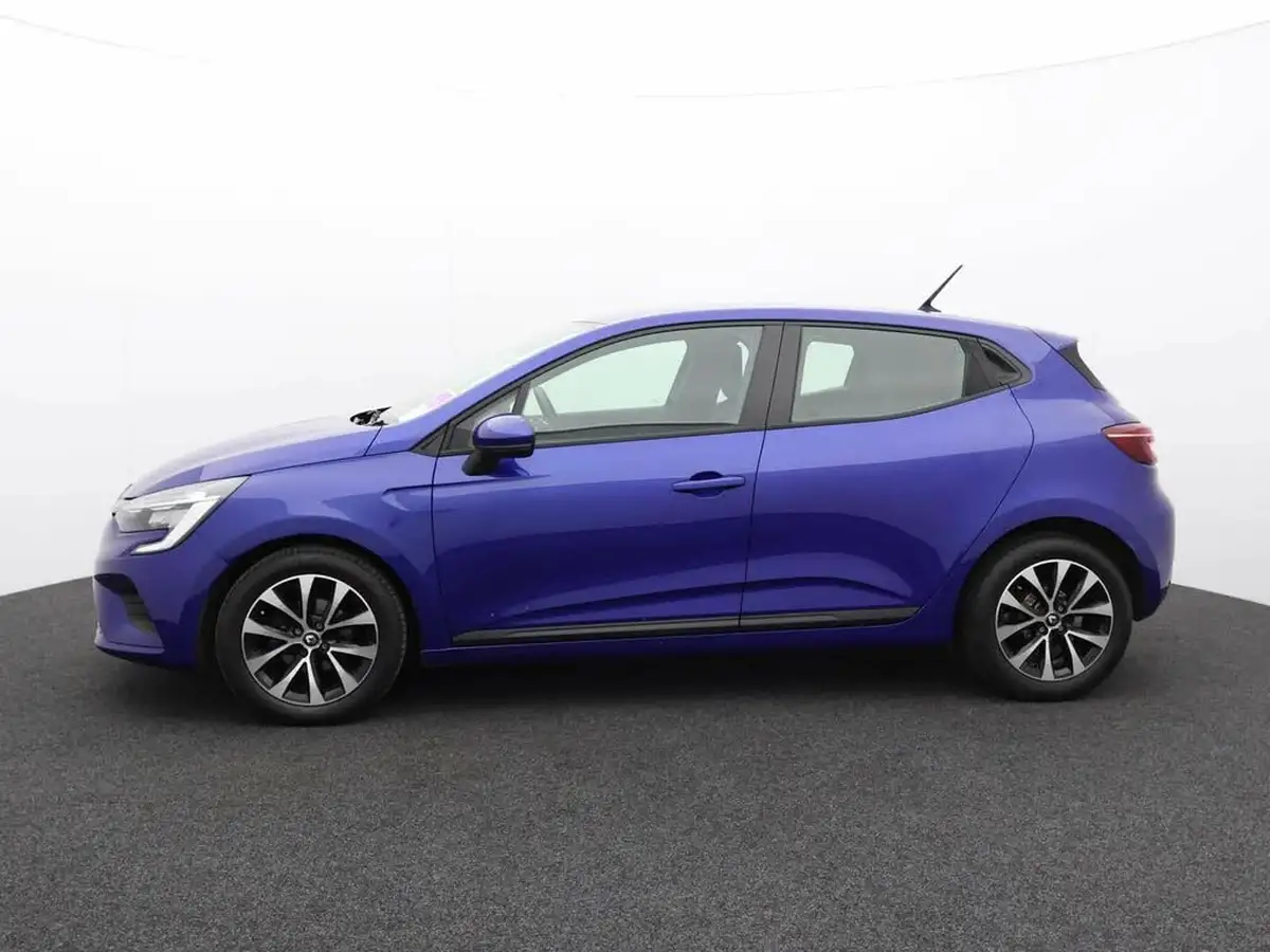 2021-renault-clio-10-tce-iconic-90ps-big-4