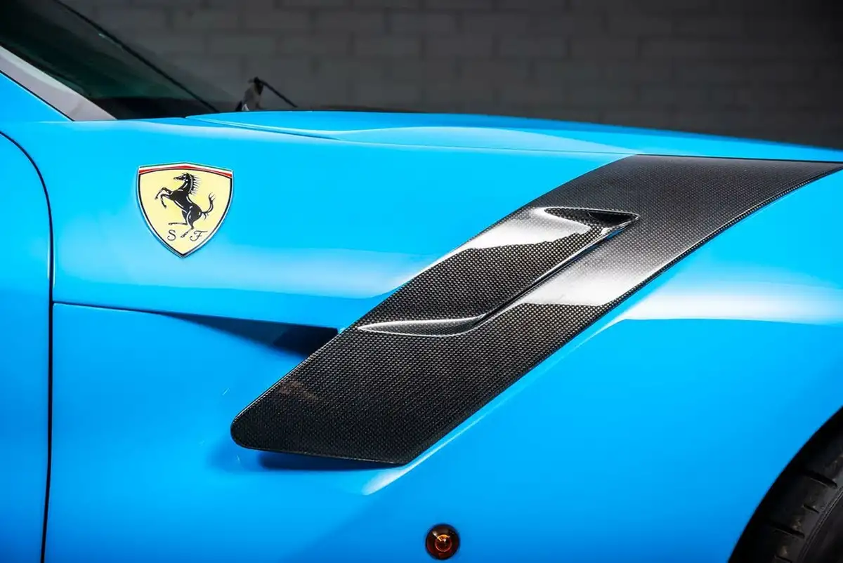 2017-ferrari-f12berlinetta-62-big-25