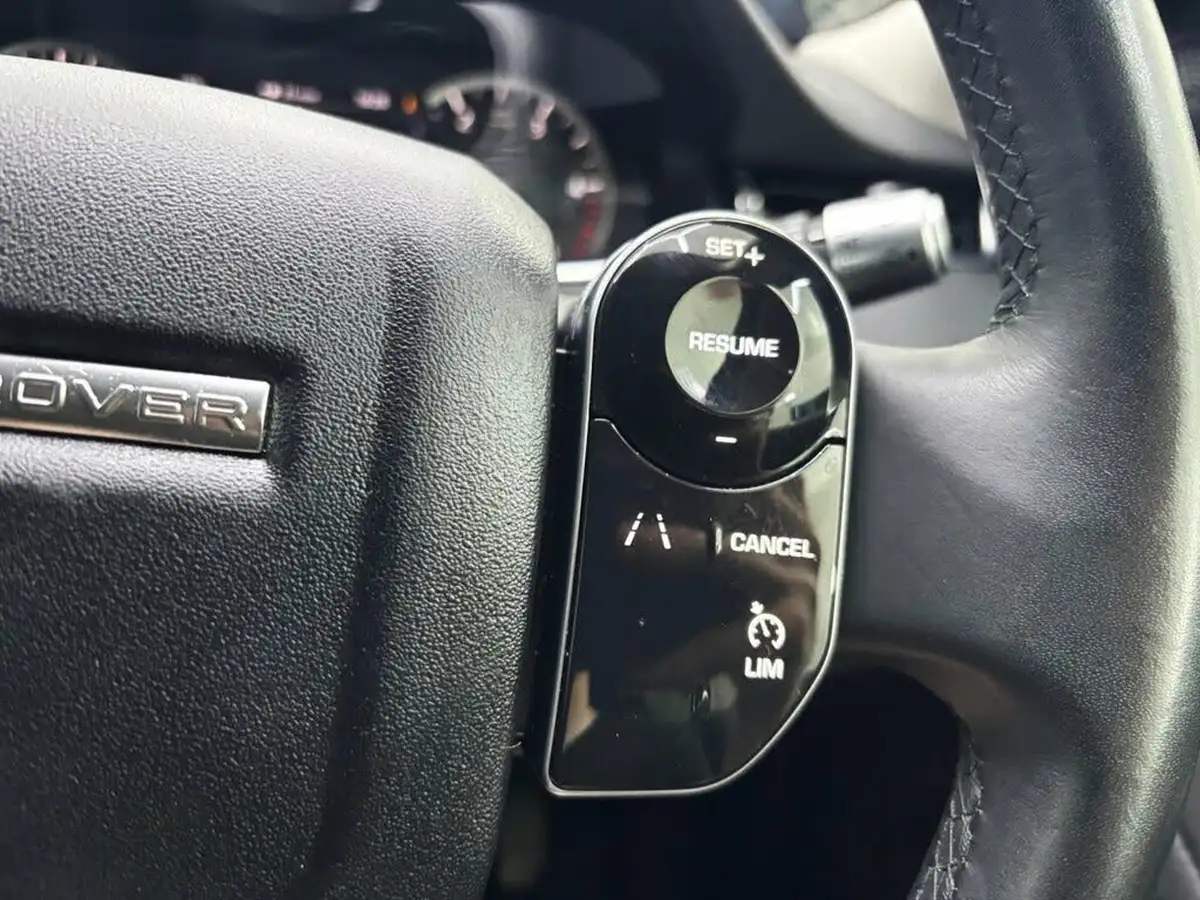 2020-land-rover-range-rover-evoque-20-d150-s-big-24