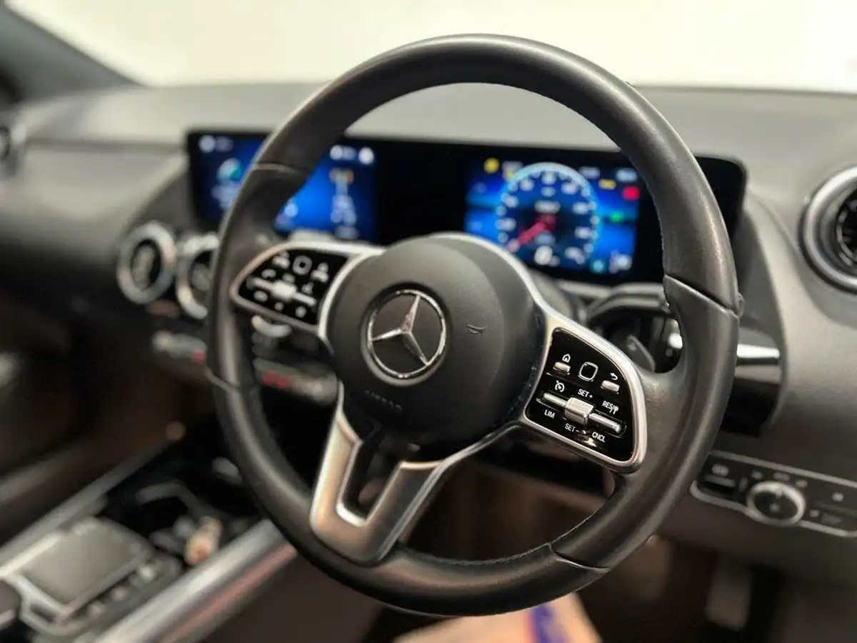 2023-mercedes-benz-gla-class-13-gla-200-sport-executive-station-wagon-big-27