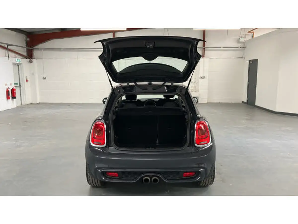 2017-mini-cooper-20-cooper-s-ss-hatchback-3d-sport-auto-big-29