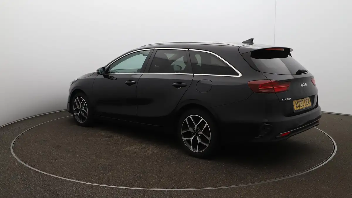 2022-kia-ceed-15-t-gdi-3-sportswagon-big-62