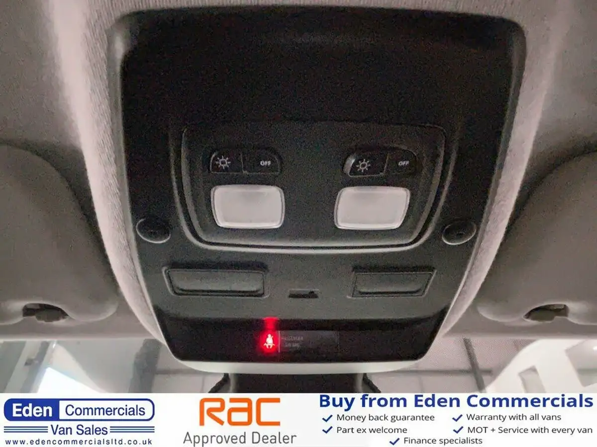 2022-renault-trafic-20dci-sl28-130-business-big-18