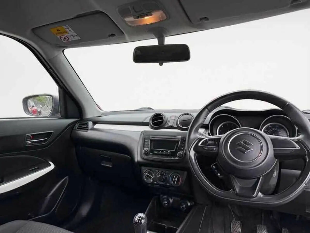 2019-suzuki-swift-12-dualjet-attitude-big-4