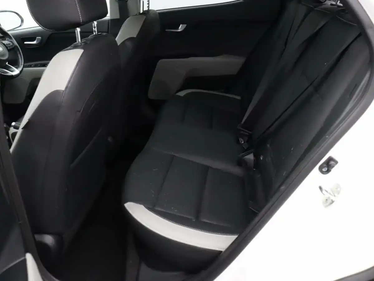 2019-kia-stonic-10-t-gdi-4-big-14