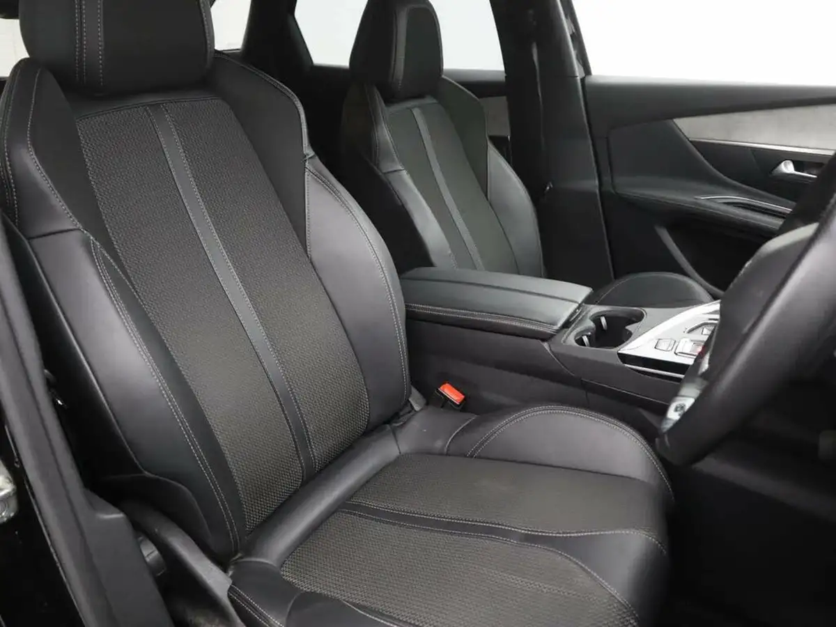 2022-peugeot-3008-suv-16-puretech-gt-premium-300bhp-4wd-hybrid4-e-eat8-big-10