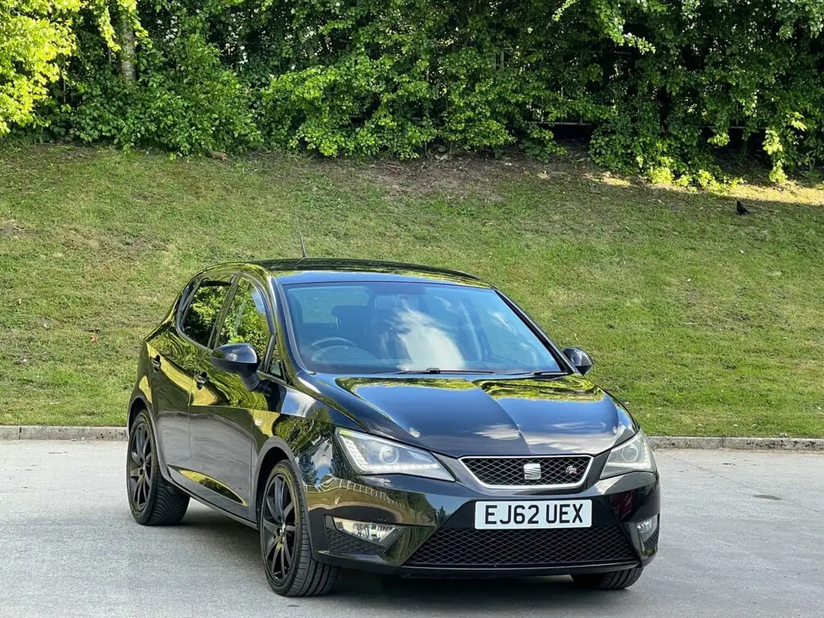 2013-seat-ibiza-16td-fr-105-cr-hatchback-5d-big-2