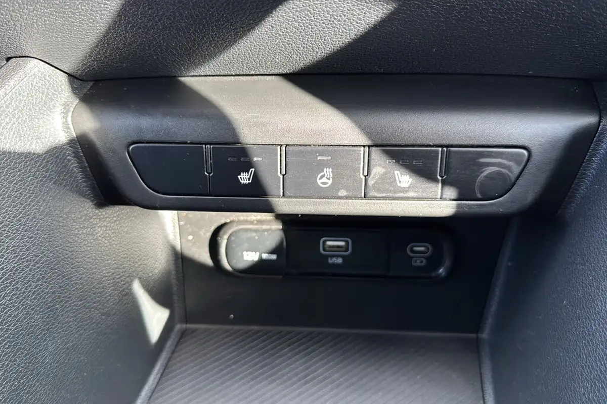2023-kia-sportage-16-t-gdi-gt-line-148bhp-big-27