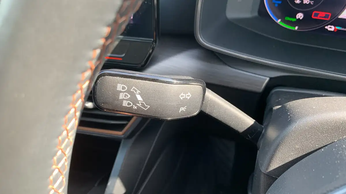 2021-cupra-formentor-14-e-hybrid-v2-big-26